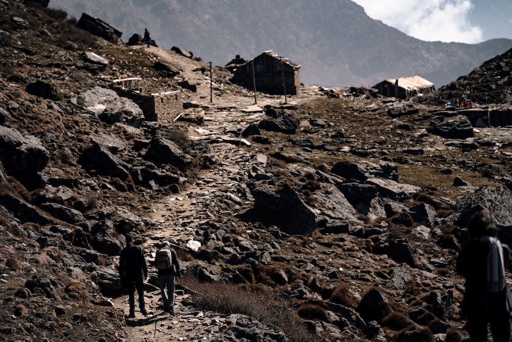 Trekkers on the way to Bhairav Kunda