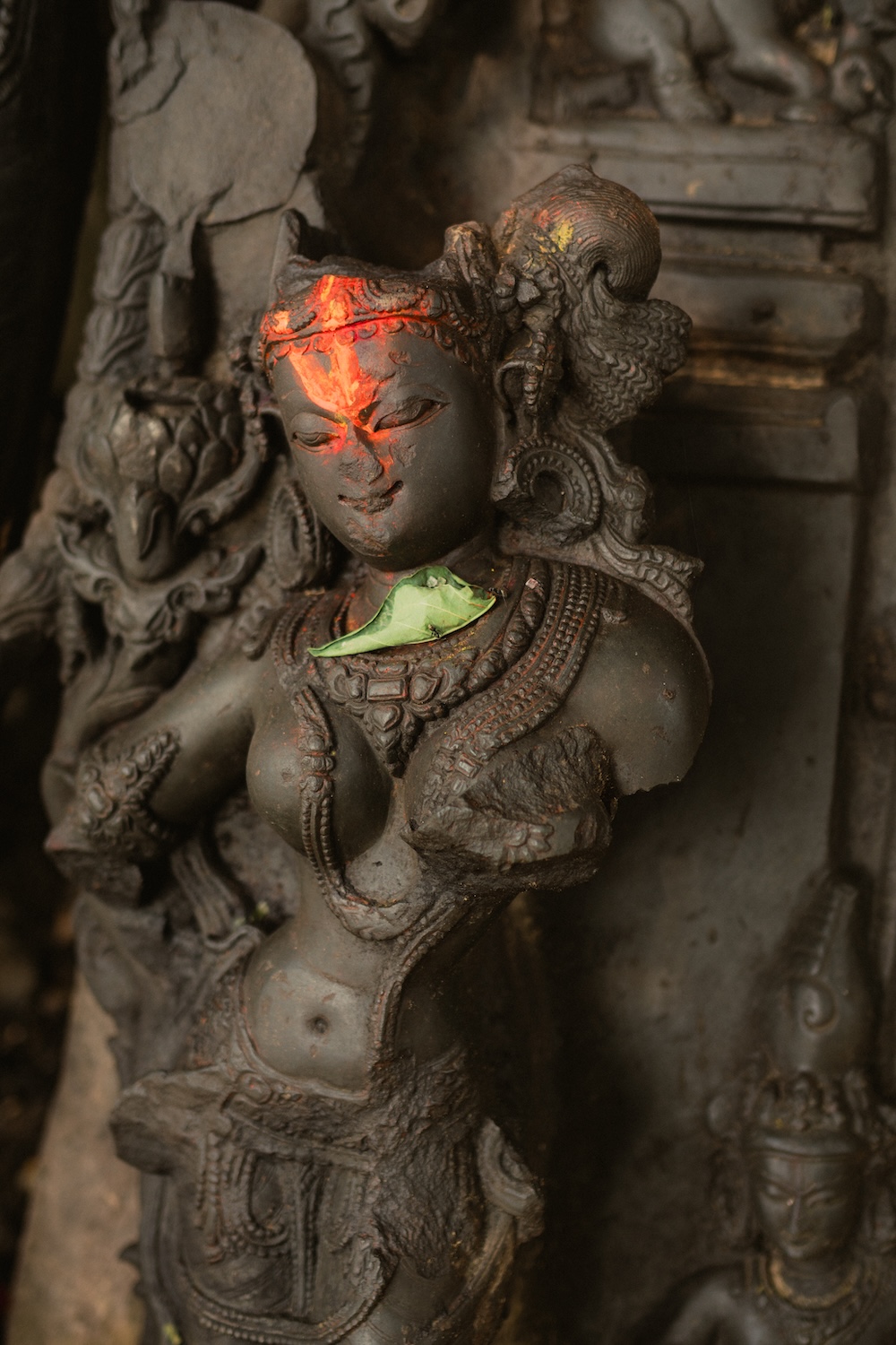 Recently unearthed idols offer new insights into the artistic and religious history of Simraungadh.